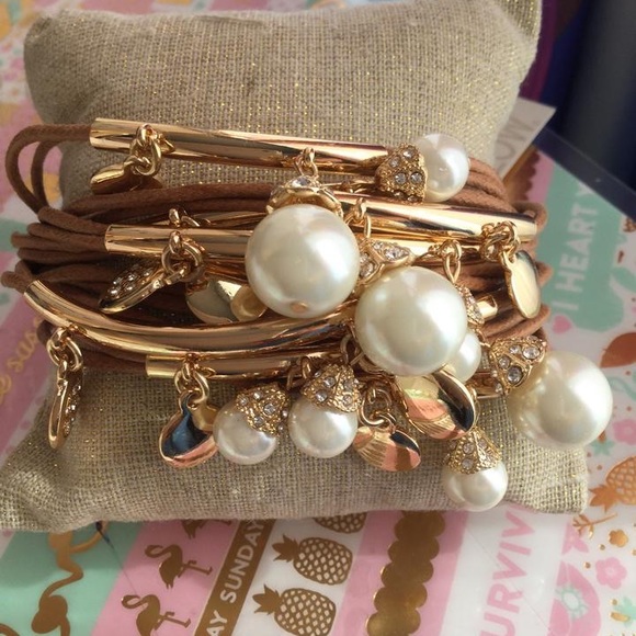 Dunne and Willows Jewelry - Dune and Willow Leather Bracelet